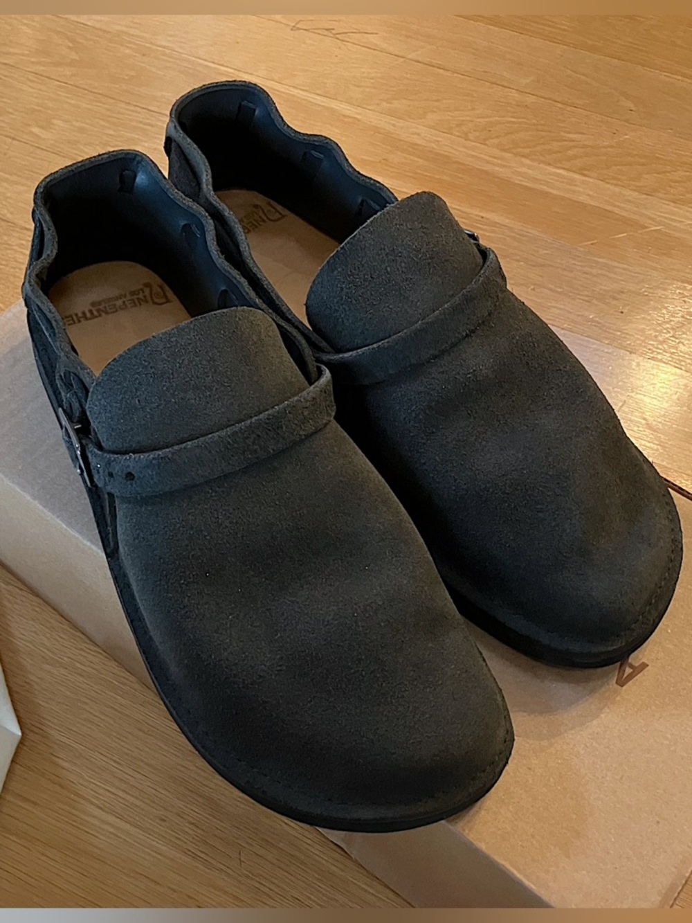 Nepenthes Los Angeles × Aurora Shoe Co. Men's Middle English shoes - Picture 2 of 4